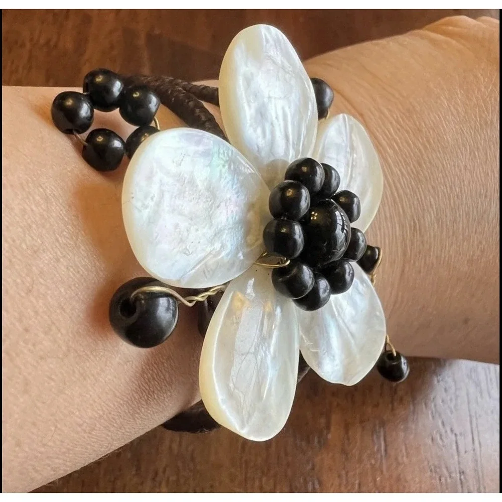 Cuff Bracelet‎ Womens Handcrafted Natural Stone Flower Mother of Pear Glam Gift